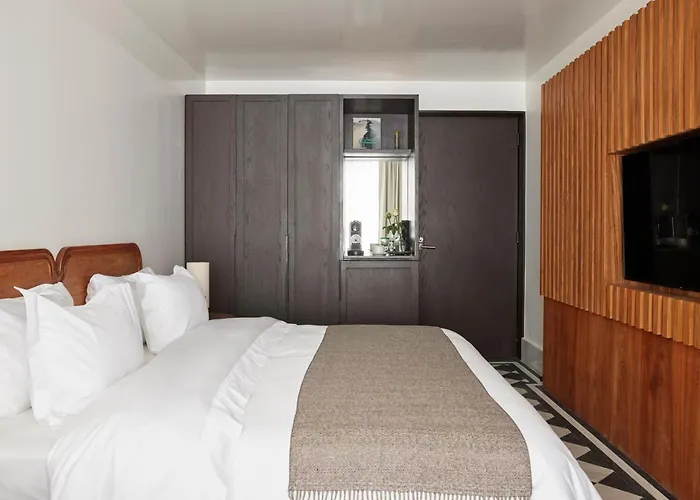 Hotel Dama