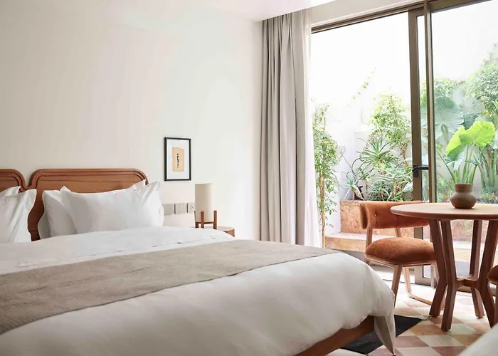 Dama Hotel